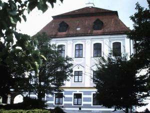 09-Schloss-Leitheim