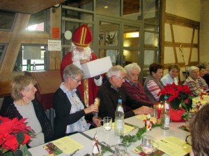 2016-12-Adventsfeier-Seniorenbegegnung-(15)