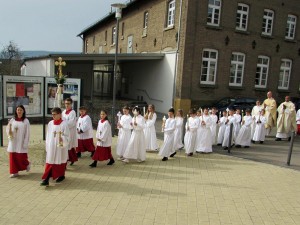 2016-04-Feier-der-Erstkommunion-(41)