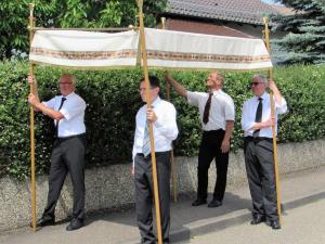 2017-06-Fronleichnam-Prozession-(24)