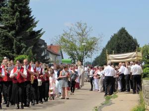 2017-06-Fronleichnam-Prozession-(40)